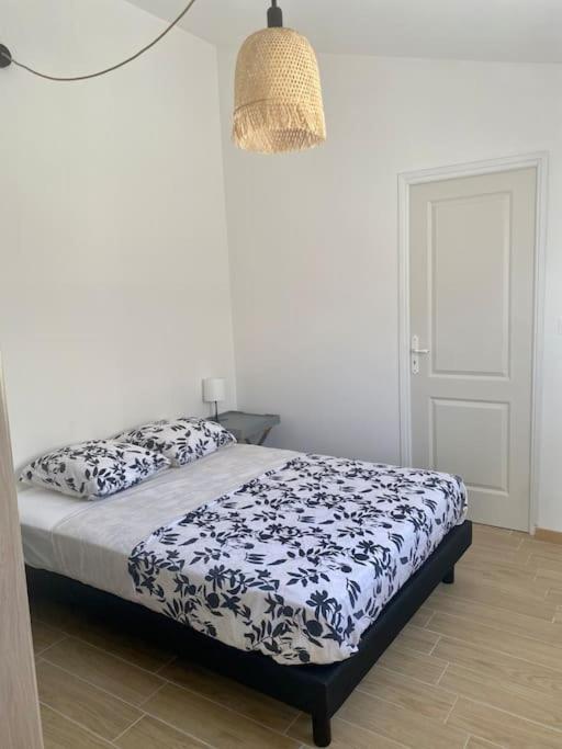 Apartment Paisible Maisonnette A Sur La Sorgue
