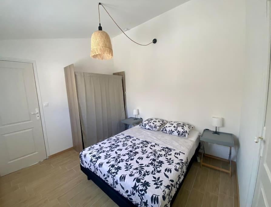 Paisible Maisonnette A Sur La Sorgue